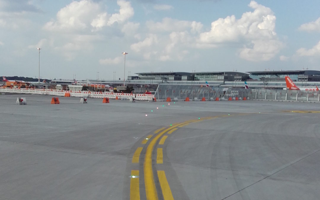 Hamburg Airport chooses OCEM’s LED lighting signals following year of record growth